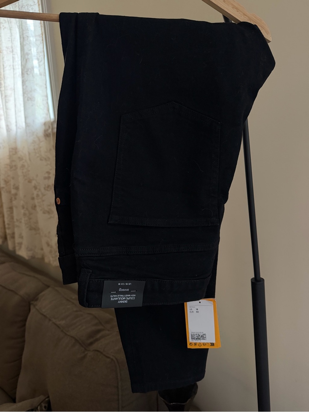 Woman’s Black Slim Jeans- Brand new